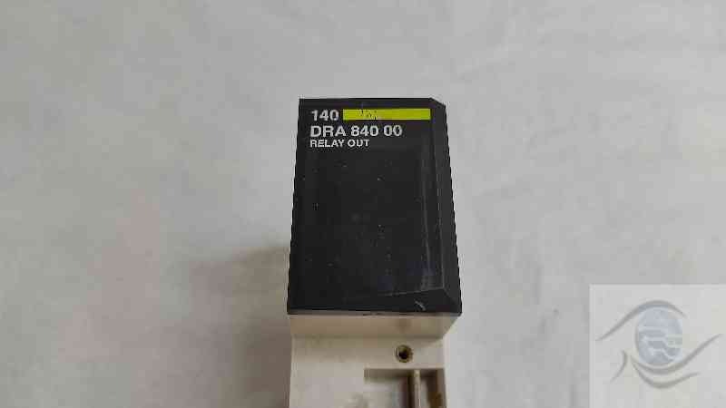 140DRA84000 SCHNEIDER 2 Vue détaillée de 140DRA84000 SCHNEIDER Electric
