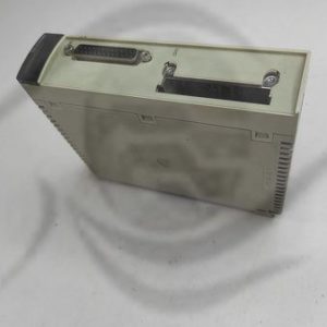 Composant rare TSXSCY21601 sur étagère