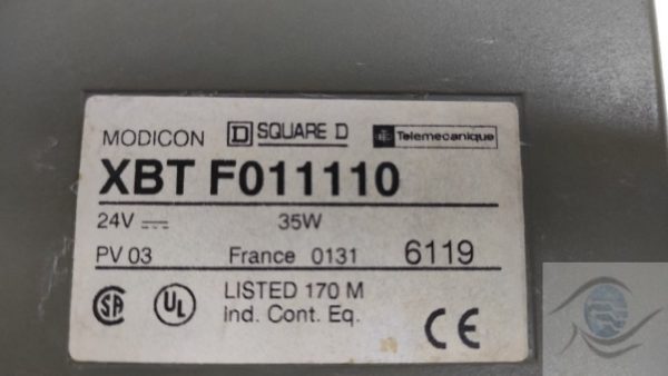Panneau de contrôle XBTF011110 Telemecanique