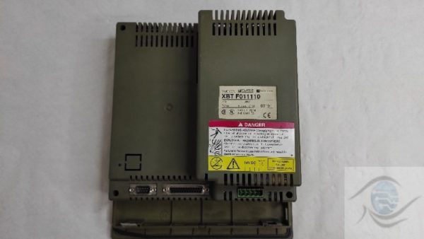 Telemecanique XBTF011110 en environnement industriel
